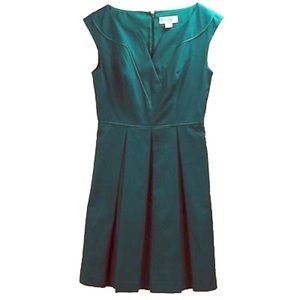 Jessica Simpson Green Pleated Dress V-neck 2